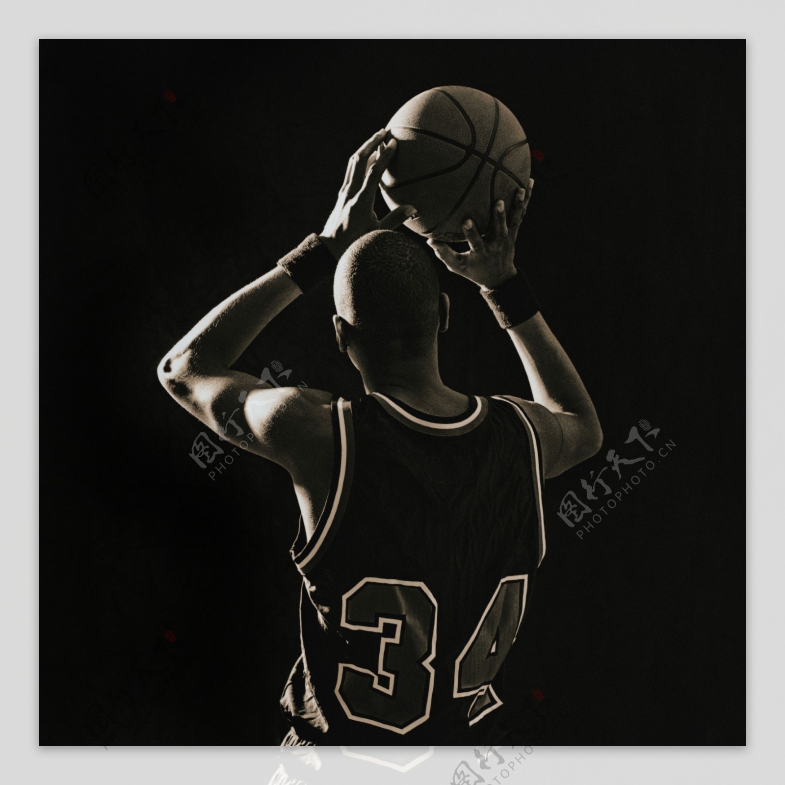 常务会议聚 常务会议聚